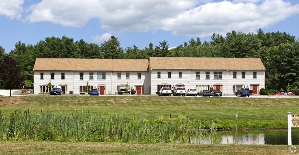 12 Parmenter Rd, Londonderry, NH à vendre - Photo de l’immeuble – Image 3 sur 24