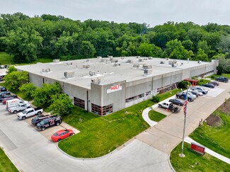 Plus de détails pour 1202 Thomas Beck Rd, Des Moines, IA - Local d'activités à louer