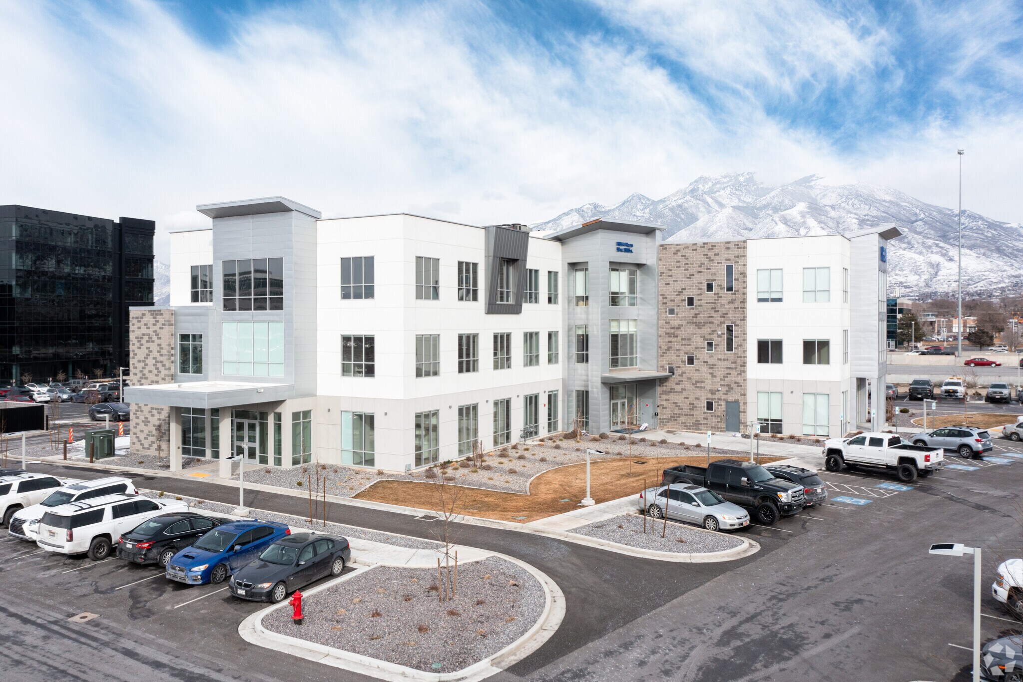 38 W 13775 S, Draper, UT à louer Photo principale– Image 1 sur 16