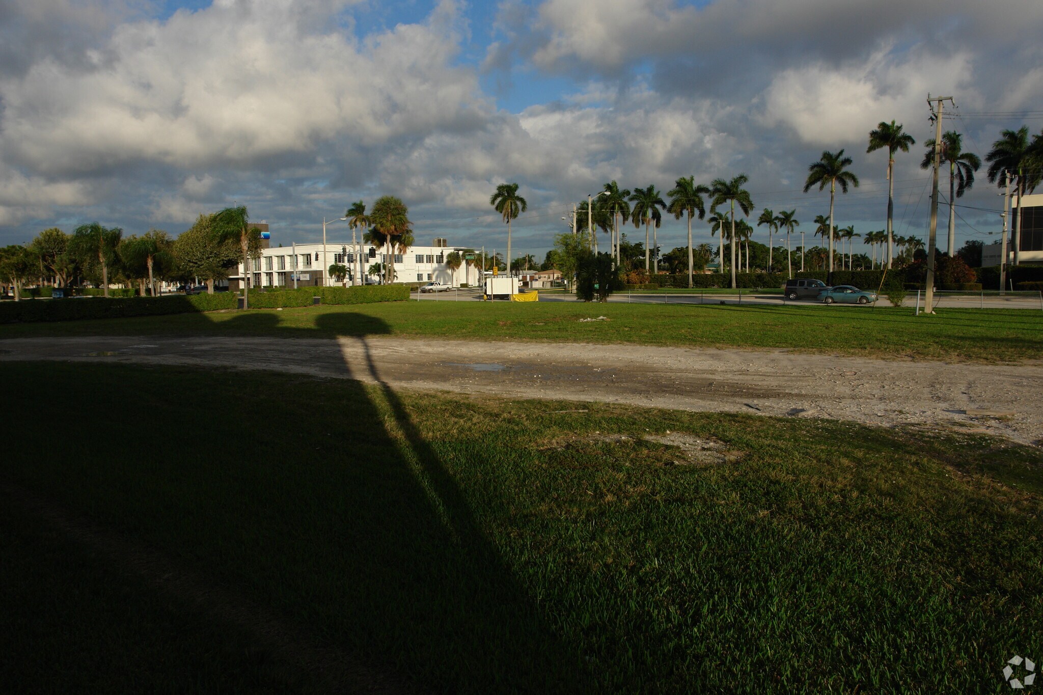 307 Dania Beach, Dania Beach, FL à louer Photo principale– Image 1 sur 6