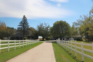 Plus de détails pour 2919 Il Route 173, Richmond, IL - Local commercial à vendre