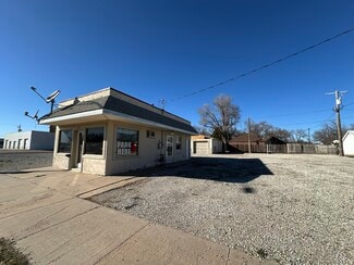 Plus de détails pour 1624 10th St, Great Bend, KS - Local commercial à vendre
