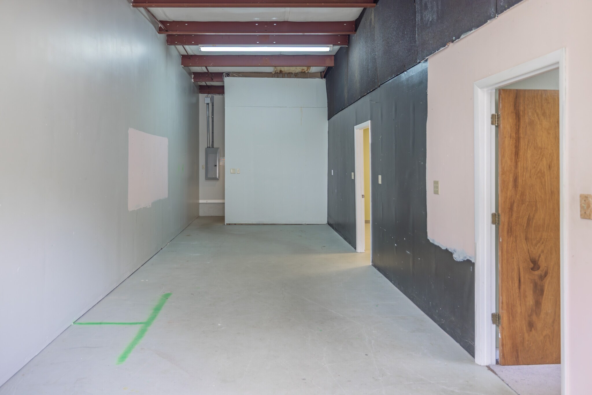 3865 Sweeten Creek Rd, Arden, NC à louer Photo intérieure– Image 1 sur 10