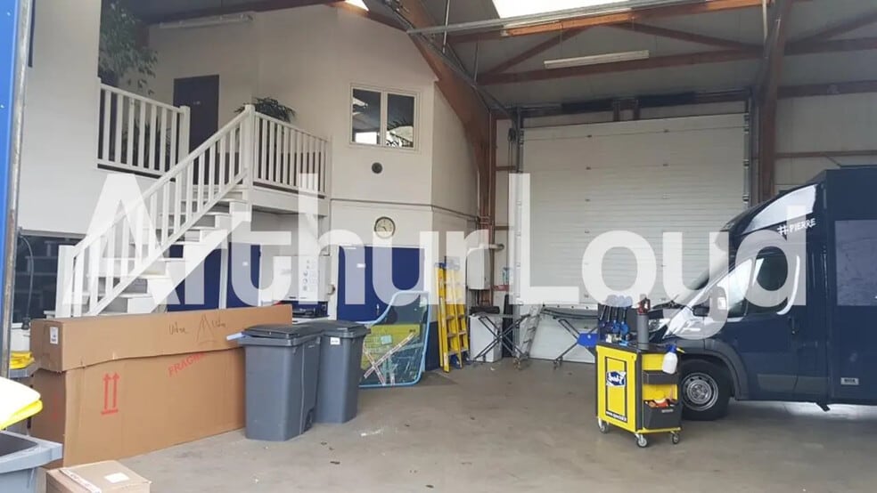 Local d'activités dans Colombelles à vendre - Photo intérieure – Image 2 sur 3