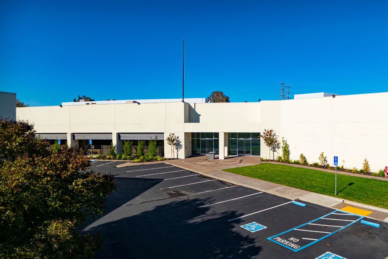 4221-4227 Technology Dr, Fremont, CA à louer Photo de l’immeuble– Image 1 sur 8