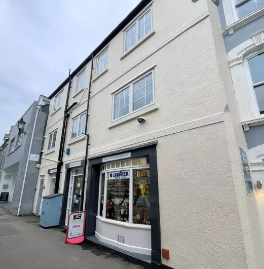 8 Esplanade, Fowey à vendre - Photo principale – Image 1 sur 1