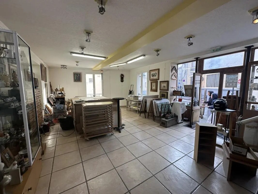 Local commercial dans Vanves à vendre Photo intérieure– Image 1 sur 5