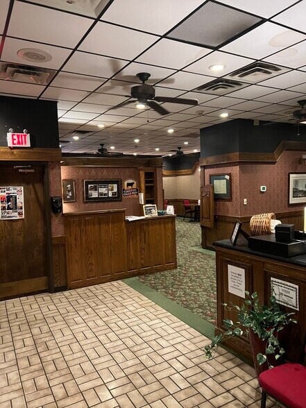 1912 N Broadway St, Pittsburg, KS à vendre - Photo intérieure – Image 2 sur 5
