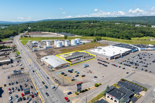 Plus de détails pour 274 W Side Mall, Edwardsville, PA - Local commercial aux enchères