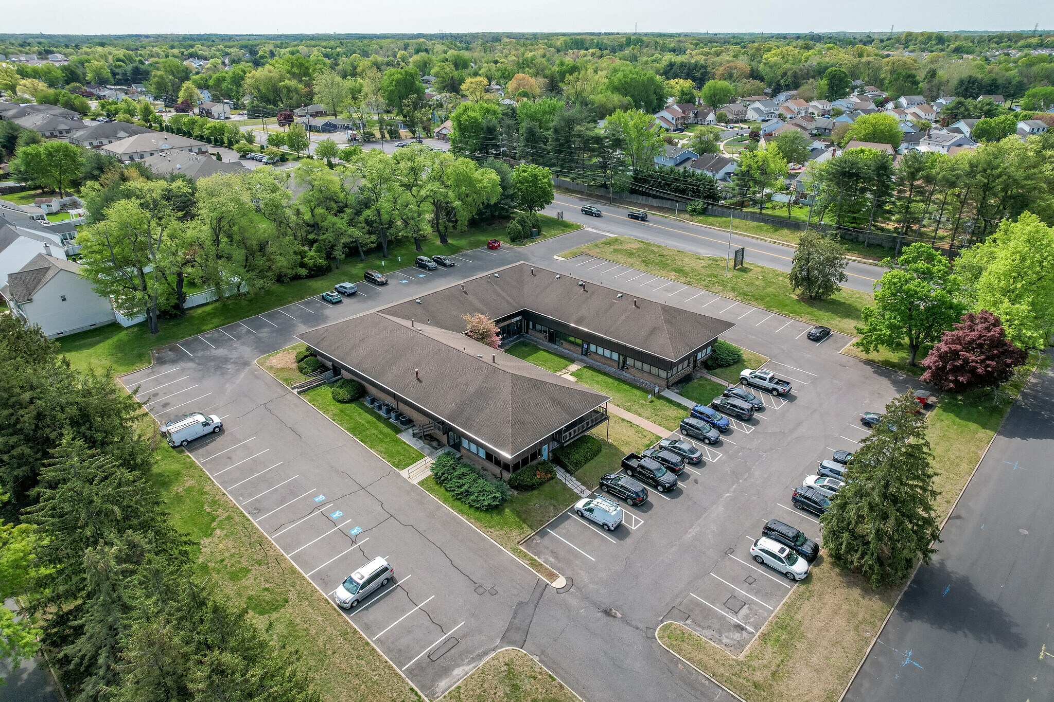 1405 Chews Landing Rd, Laurel Springs, NJ à vendre Photo de l’immeuble– Image 1 sur 5