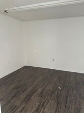 23263 Harborview Rd, Port Charlotte, FL à vendre Photo intérieure– Image 1 sur 5