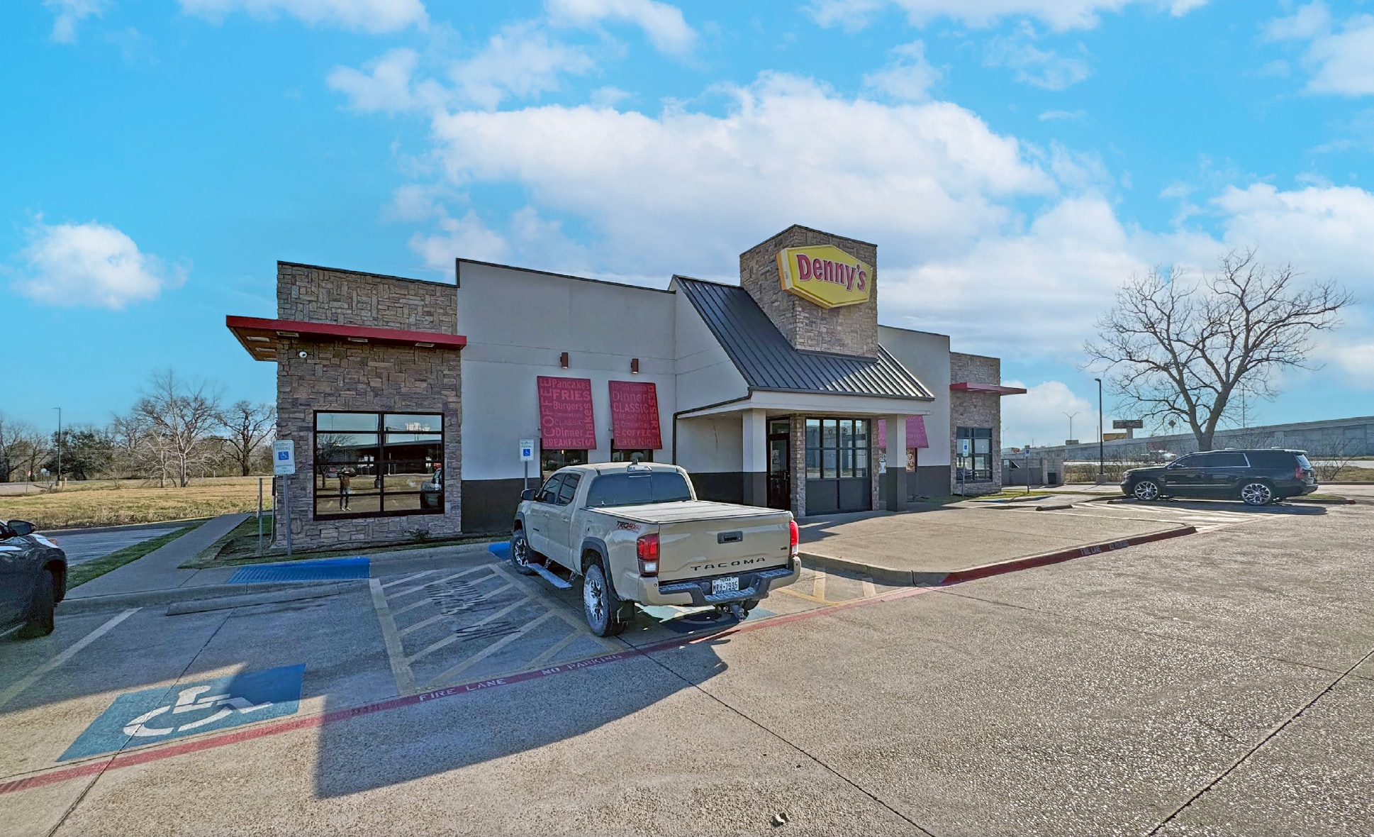 709 N Interstate 35, Waco, TX à louer Photo intérieure– Image 1 sur 1