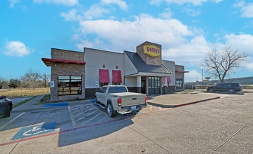 709 N Interstate 35, Waco, TX à louer Photo intérieure– Image 1 sur 1