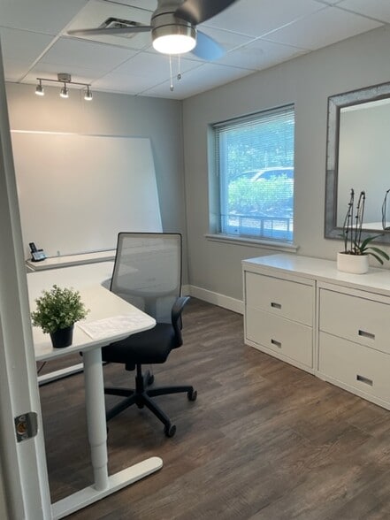 748 Bethlehem Pike, Ambler, PA à louer - Photo intérieure – Image 2 sur 11