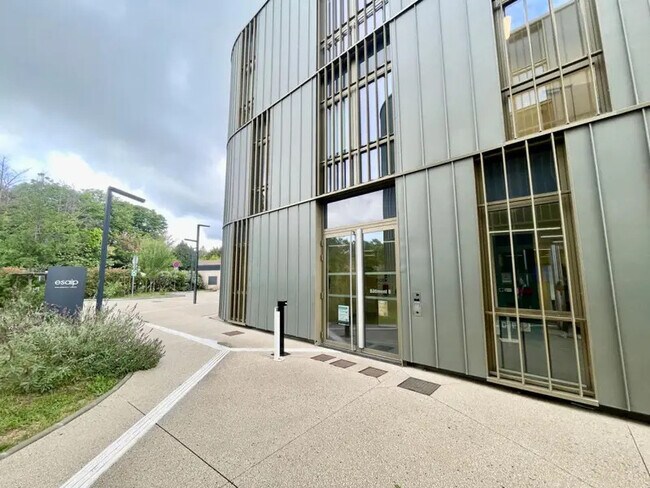 Plus de détails pour Bureau à louer