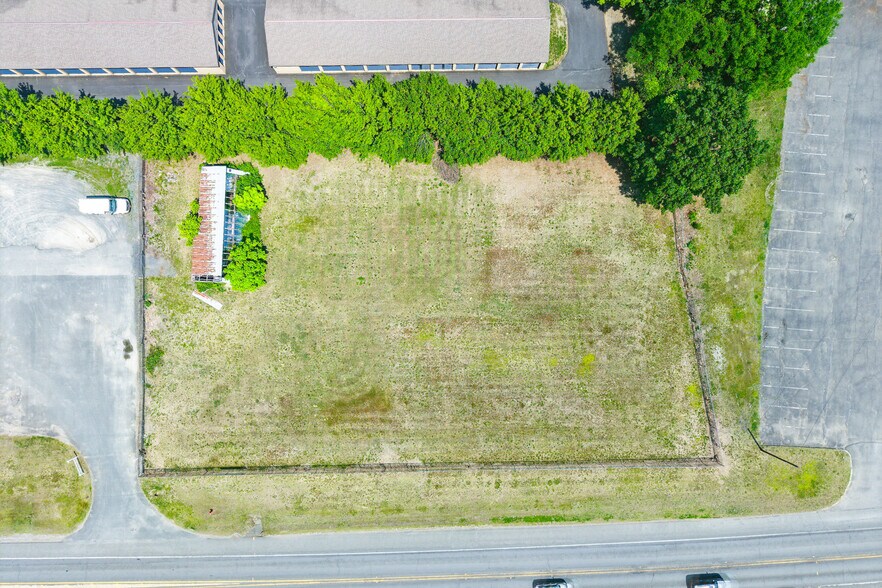 5 Clark Mountain Rd, Sunderland, MA à louer - Photo de l’immeuble – Image 3 sur 5