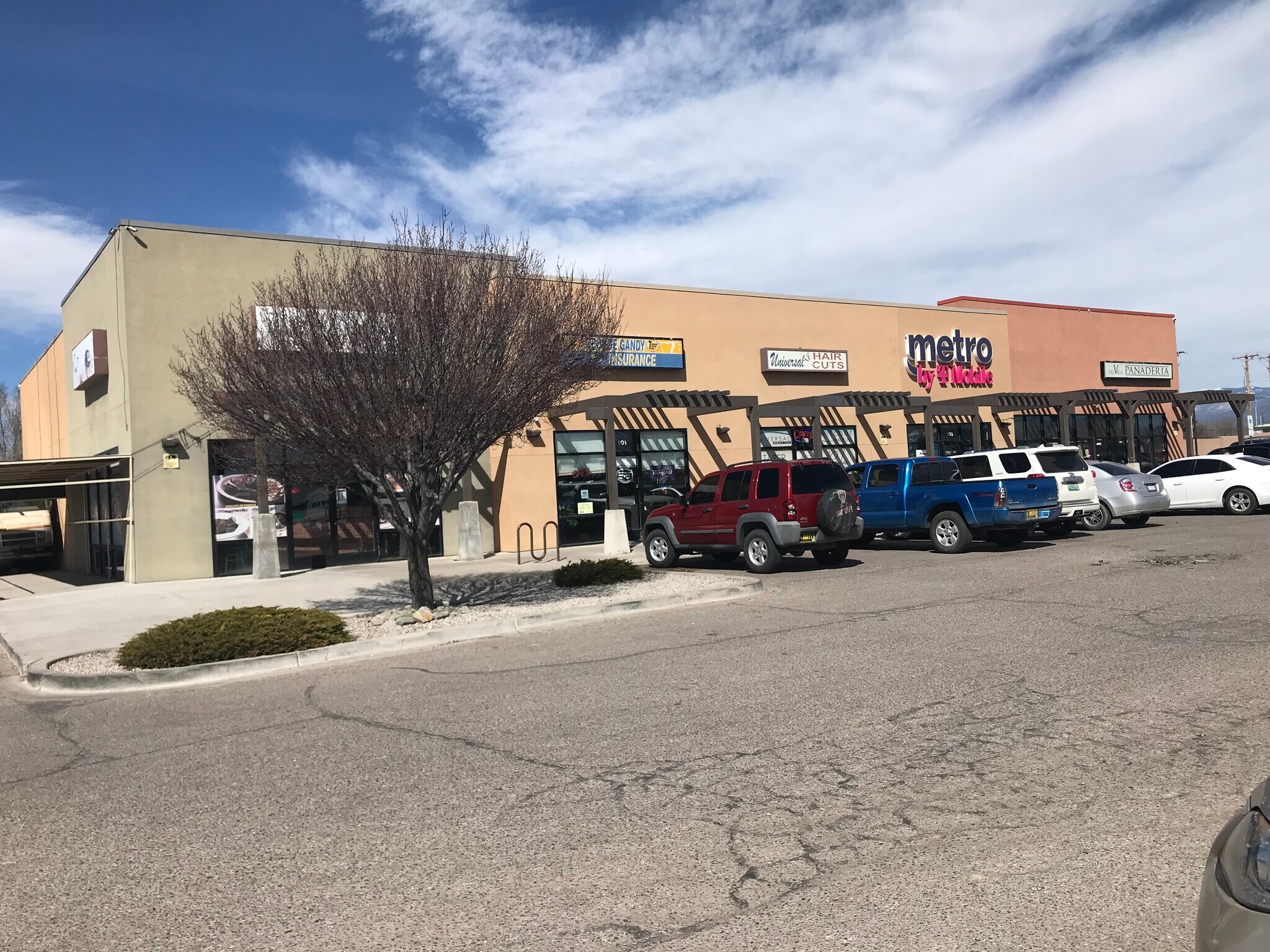 Esplanade Village Retail portefeuille de 2 biens à vendre sur LoopNet.fr Photo principale– Image 1 sur 9