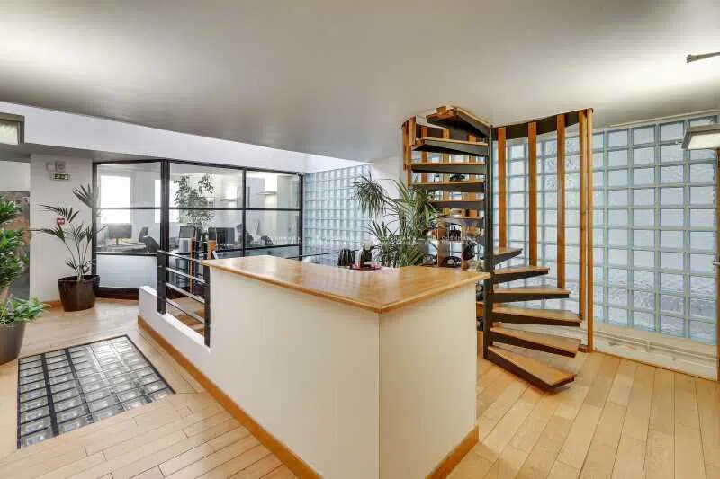 Bureau dans Levallois-Perret à louer - Photo de l’immeuble – Image 3 sur 12