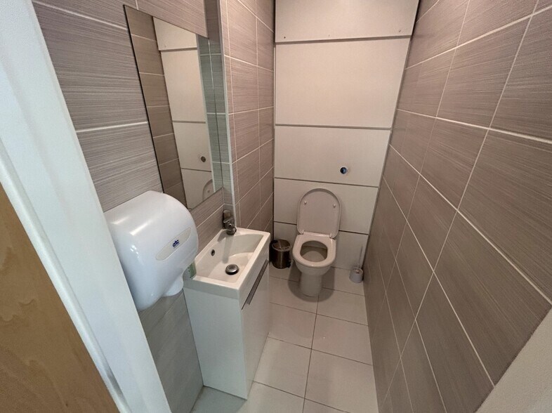 Bessborough Rd, Harrow à louer - Photo intérieure – Image 3 sur 6