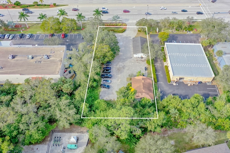 27831 S Tamiami Trl, Bonita Springs, FL à vendre - Photo de l’immeuble – Image 2 sur 13