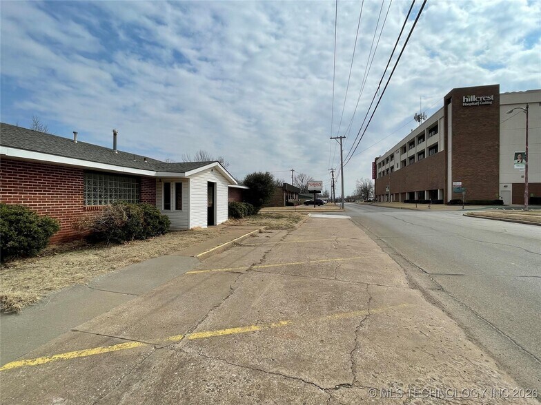 112 S Highland Ave, Cushing, OK à vendre - Photo de l’immeuble – Image 2 sur 2