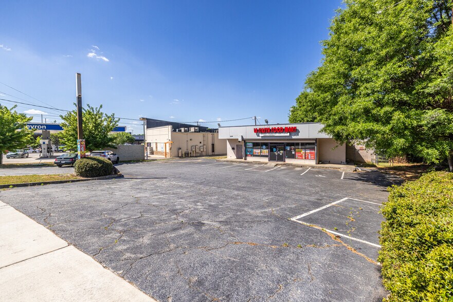 3296 Northcrest Rd, Atlanta, GA à vendre - Photo de l’immeuble – Image 3 sur 14