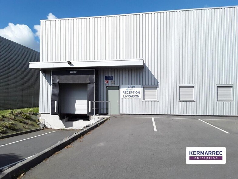 Industriel/Logistique dans La Mézière à louer - Photo de l’immeuble – Image 3 sur 7