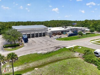 Plus de détails pour 9910 Bavaria Rd, Fort Myers, FL - Industriel/Logistique à louer