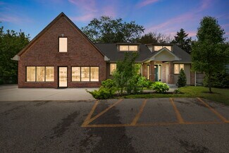 Plus de détails pour 618 Barron Blvd, Grayslake, IL - Bureau à vendre
