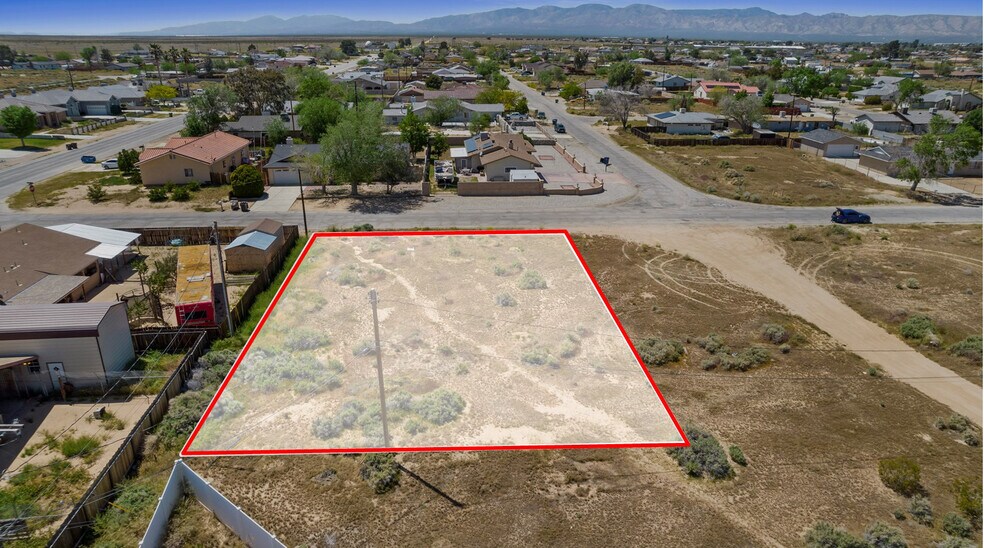 20513 Medio St, California City, CA à vendre - Photo de l’immeuble – Image 3 sur 4