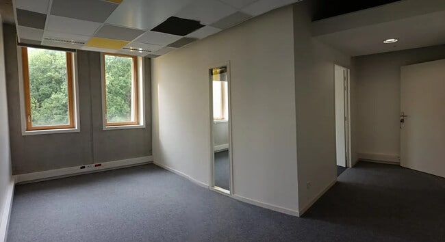 Plus de détails pour 6 Rue Rose Dieng-Kuntz, Nantes - Bureau à louer