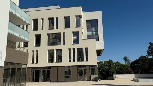 Plus de détails pour Bureau à vendre