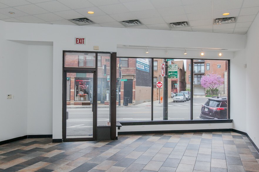 2863-2865 N Clark St, Chicago, IL à louer - Photo de l’immeuble – Image 2 sur 6