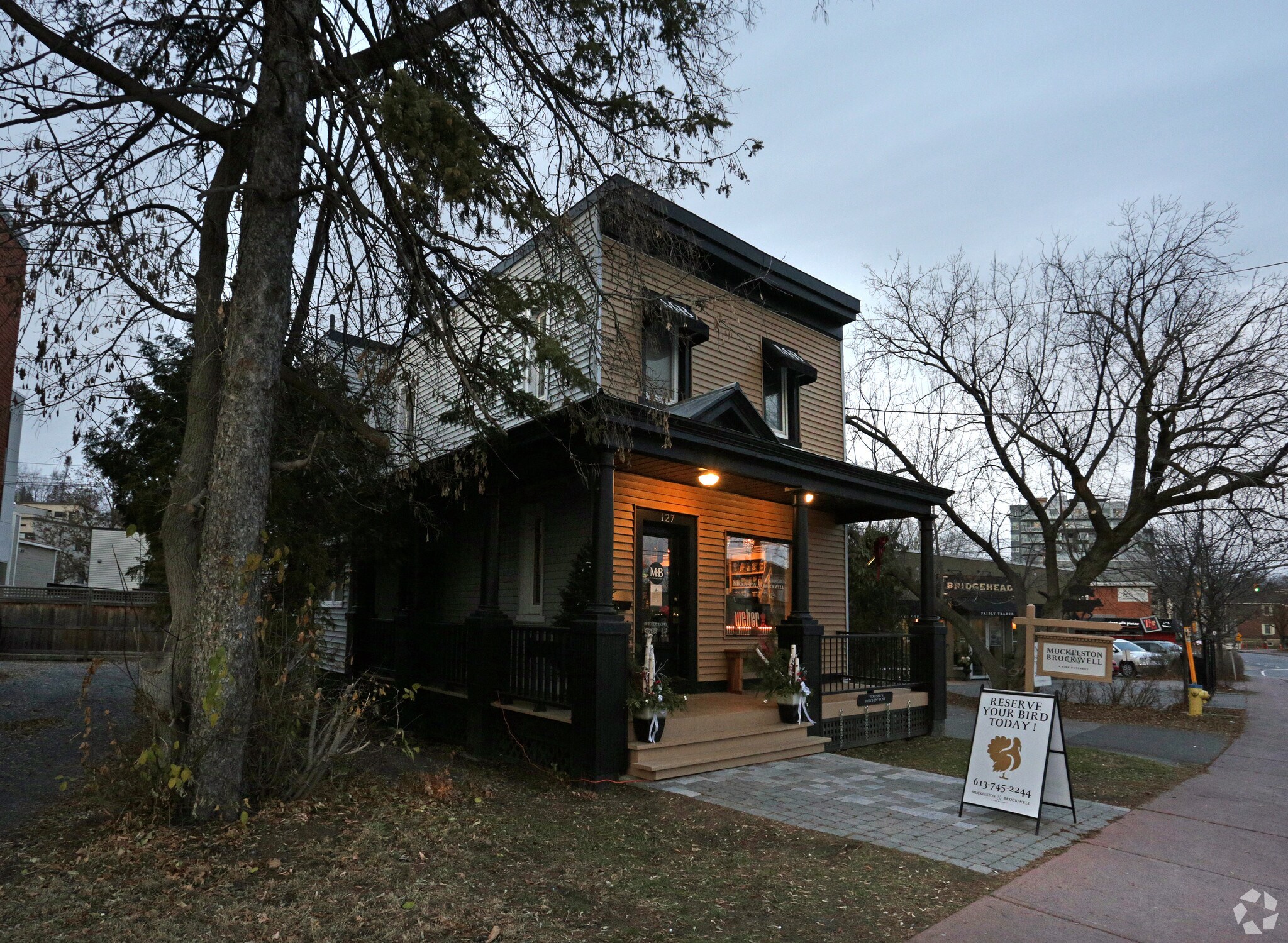 127 Beechwood Ave, Ottawa, ON à louer Photo principale– Image 1 sur 4