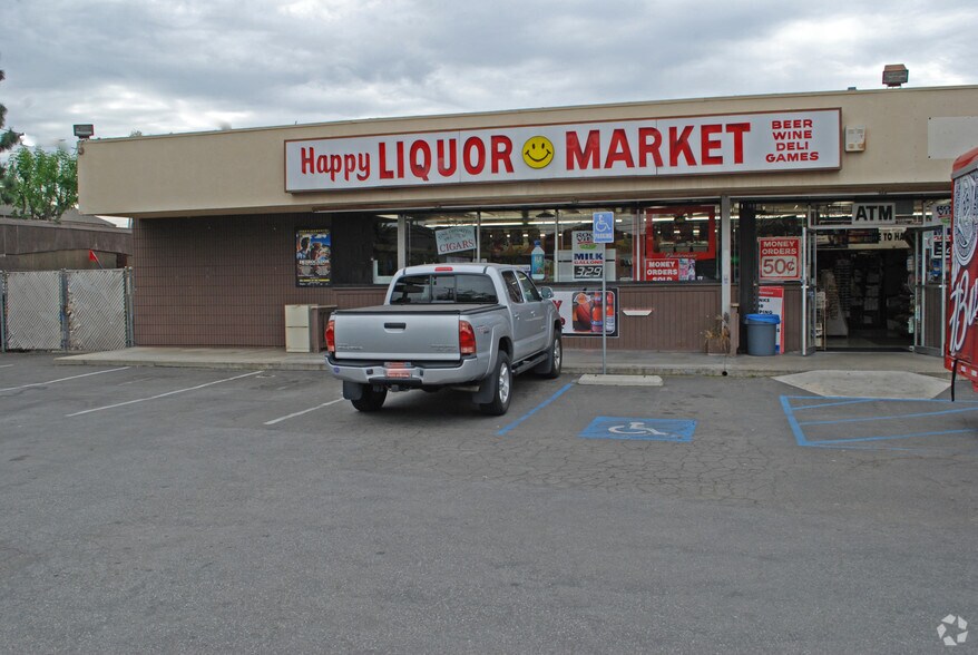 138-140 E Taft Ave, Orange, CA à louer - Photo de l’immeuble – Image 3 sur 4