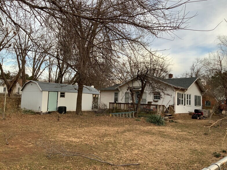 4 Income Producing Property Portfolio portefeuille de 4 biens à vendre sur LoopNet.fr - Photo de l’immeuble – Image 3 sur 8