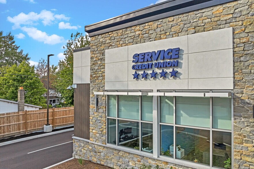 5 Sargents Pl, Gilford, NH à vendre - Photo de l’immeuble – Image 3 sur 8