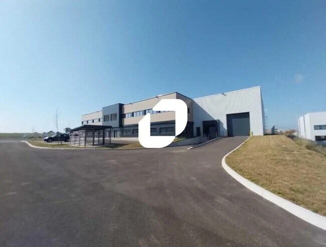 Plus de détails pour Bureau, Local d'activités à louer