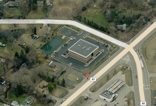 333 E Route 83, Mundelein, IL - Vue aérienne  vue de carte