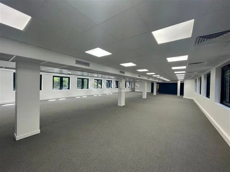 Bureau dans Vincennes à louer - Photo de l’immeuble – Image 3 sur 6