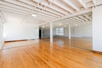2973 16th St, San Francisco, CA à louer Photo intérieure– Image 2 sur 7