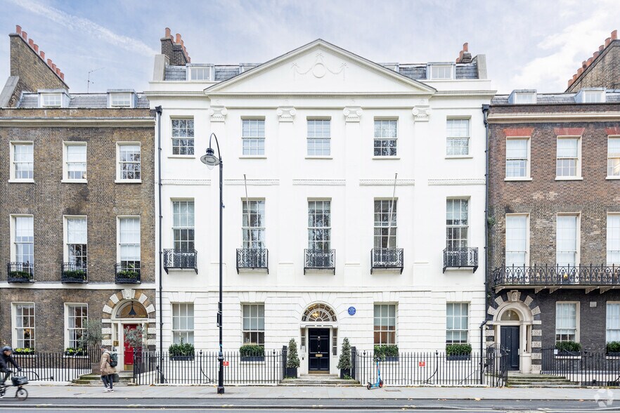 4-6 Bedford Sq, Londres à louer - Photo de l’immeuble – Image 1 sur 6
