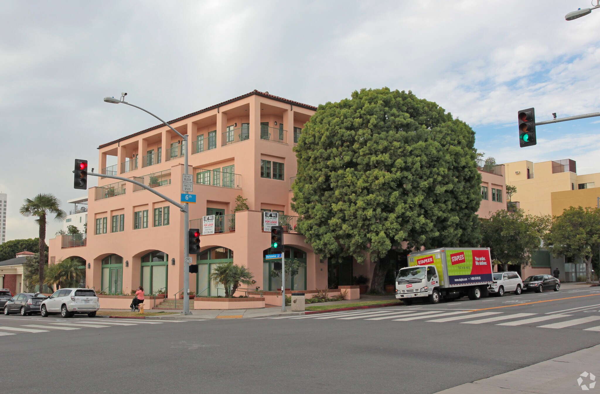 1250 6th St, Santa Monica, CA à louer Photo principale– Image 1 sur 8