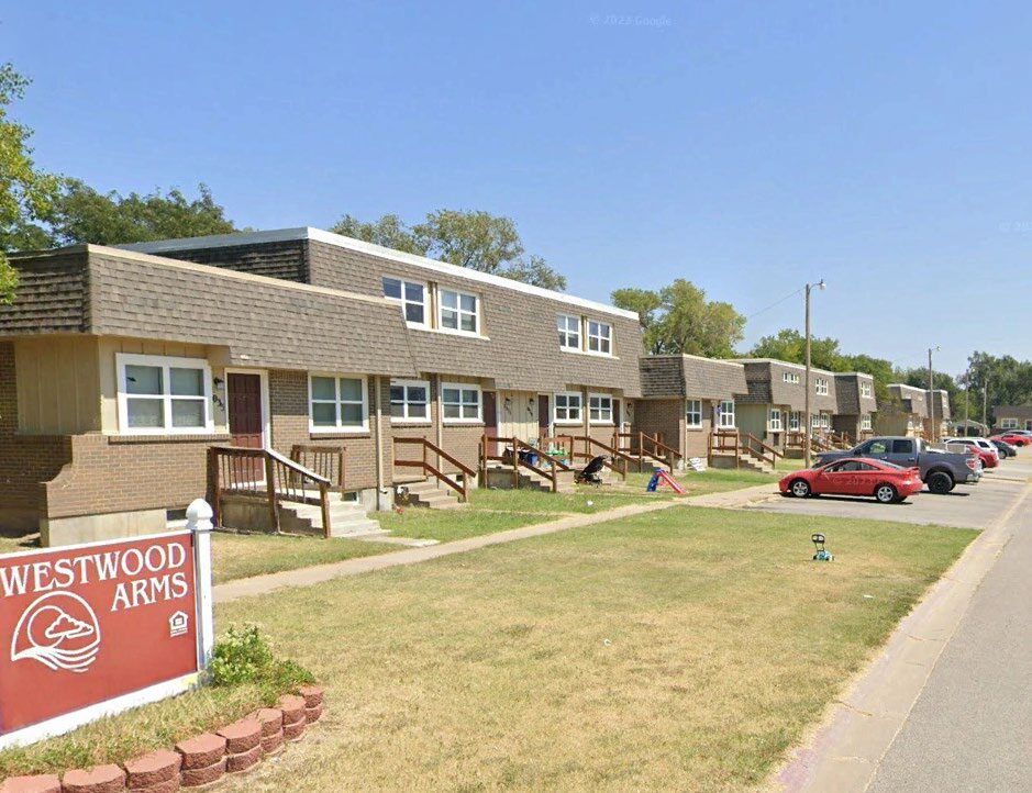 1026 Shady Lane Ct, Wellington, KS à vendre Photo de l’immeuble– Image 1 sur 4