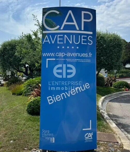 Bureau dans Saint-Laurent-du-Var à louer - Photo de l’immeuble – Image 2 sur 2