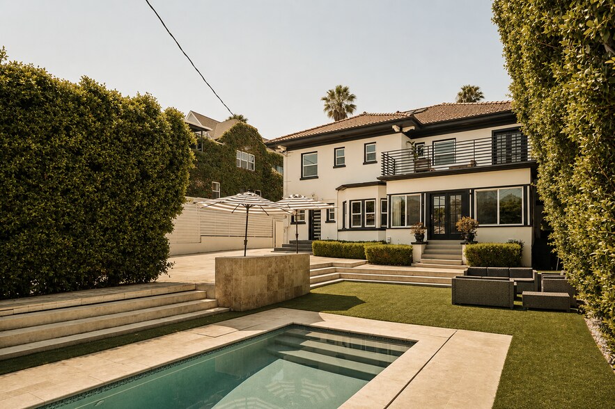 564 N Normandie Ave, Los Angeles, CA à vendre - Photo de l’immeuble – Image 3 sur 10