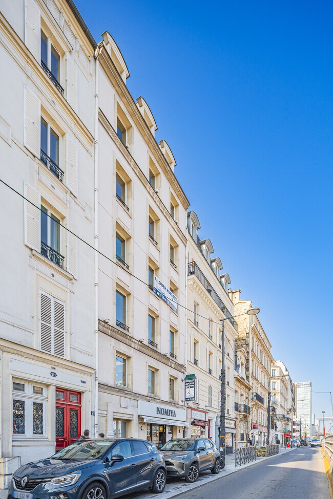 Plus de détails pour 211 Bis Avenue Charles De Gaulle, Neuilly-sur-Seine - Bureau à louer