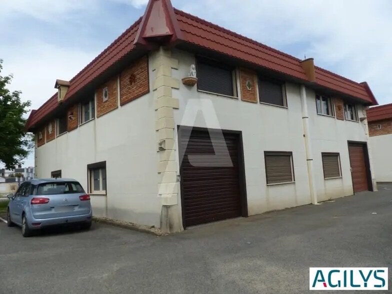 13 Rue Du Buisson Aux Fraises, Massy à louer - Photo de l’immeuble – Image 2 sur 8