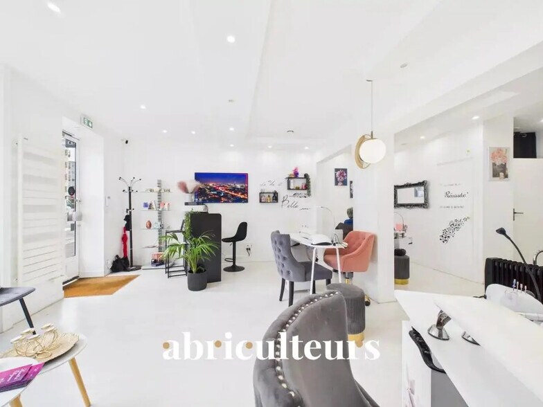 Local commercial dans Chartres à vendre - Photo de l’immeuble – Image 2 sur 10