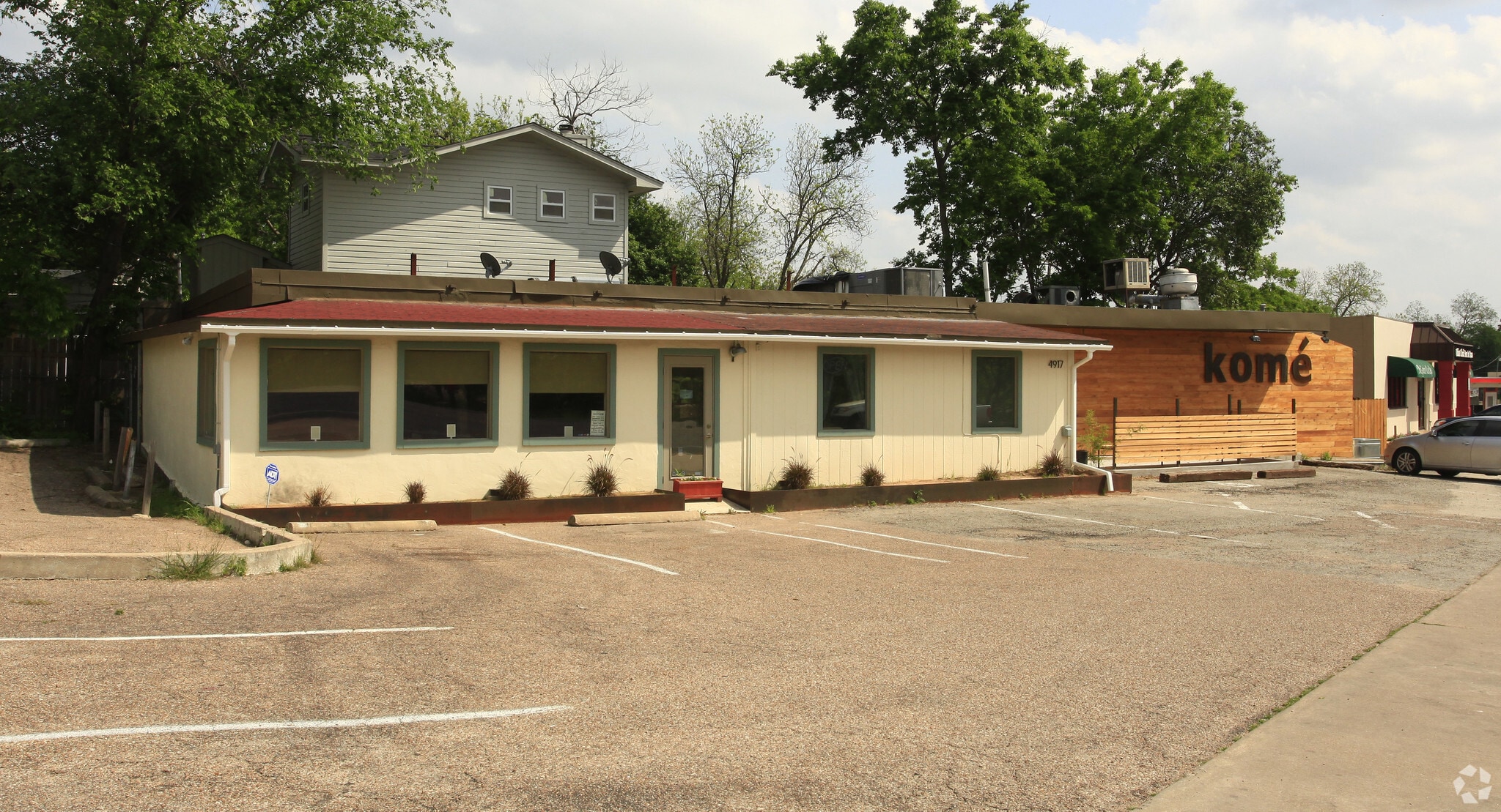 4917 Airport Blvd, Austin, TX à louer Photo principale– Image 1 sur 25